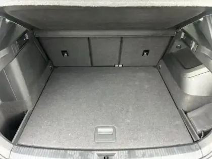 Photo 7 Volkswagen Tiguan  1.5 eHybrid 204ch R-Line DSG6