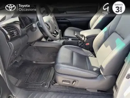 Photo 10 Toyota Hilux  2.4 D-4D 150ch X-Tra Cabine Invincible 4WD BVA MY25