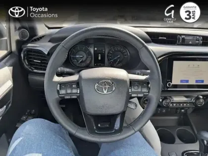 Photo 8 Toyota Hilux  2.4 D-4D 150ch X-Tra Cabine Invincible 4WD BVA MY25