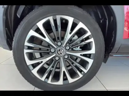 Photo 13 Toyota Yaris  Cross 116h Collection MY22