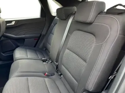 Photo 7 Ford Kuga  2.5 Duratec 190ch FHEV E85 Titanium BVA