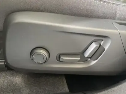 Photo 17 Volvo Xc40  B3 163ch Plus DCT 7