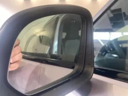 Photo 19 Volvo Xc40  B3 163ch Plus DCT 7