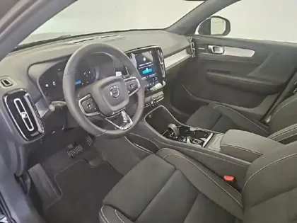 Photo 12 Volvo Xc40  B3 163ch Plus DCT 7