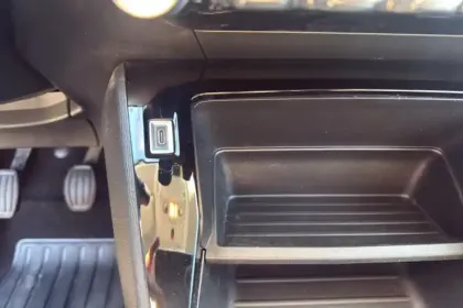 Photo 25 Peugeot 208  PureTech 75 S&S BVM5