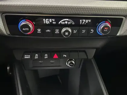 Photo 76 Audi A1  Sportback 30 TFSI 116 ch S tronic 7