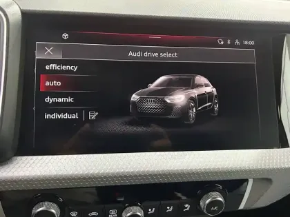 Photo 71 Audi A1  Sportback 30 TFSI 116 ch S tronic 7