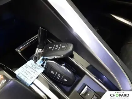 Photo 30 Peugeot 3008  Hybrid 225 e-EAT8