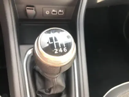 Photo 12 Renault Captur  TCe 90