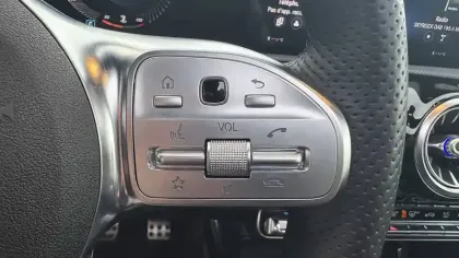 Photo 21 Mercedes CLA  Coupé 180