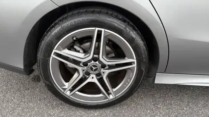 Photo 37 Mercedes CLA  Coupé 180