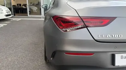 Photo 33 Mercedes CLA  Coupé 180