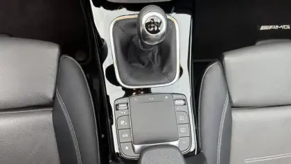 Photo 29 Mercedes CLA  Coupé 180