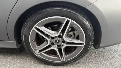 Photo 38 Mercedes CLA  Coupé 180