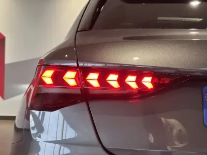 Photo 14 Audi A3  Sportback TFSI e Hybride rechargeable 272 S tronic 6