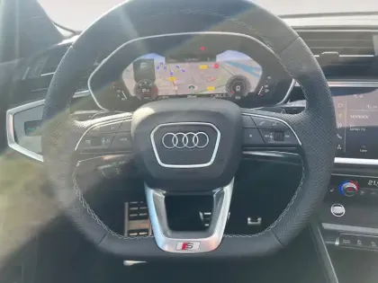 Photo 2 Audi Q3  35 TDI 150 ch S tronic 7