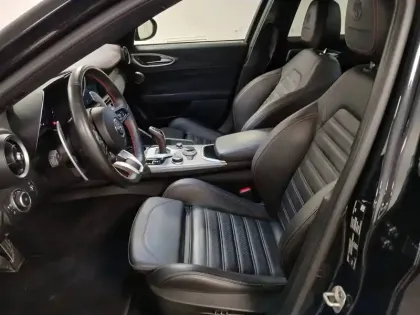 Photo 105 Alfa Romeo Giulia  2.2 210 ch AT8 Q4