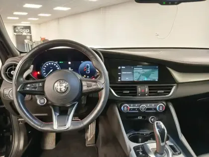 Photo 106 Alfa Romeo Giulia  2.2 210 ch AT8 Q4