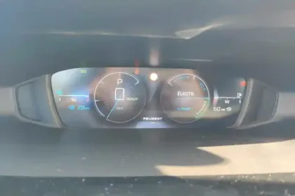 Photo 17 Peugeot 308  SW PHEV 180 e-EAT8