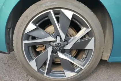 Photo 14 Peugeot 308  SW PHEV 180 e-EAT8