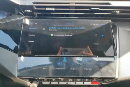 Photo 24 Peugeot 308  SW PHEV 180 e-EAT8