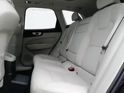 Photo 6 Volvo Xc60  T6 Recharge AWD 253 ch + 87 ch Geartronic 8