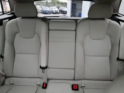 Photo 25 Volvo Xc60  T6 Recharge AWD 253 ch + 87 ch Geartronic 8