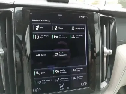 Photo 20 Volvo Xc60  T6 Recharge AWD 253 ch + 87 ch Geartronic 8