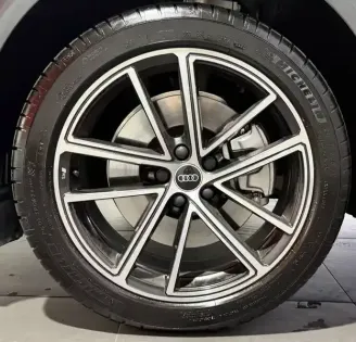 Photo 6 Audi Q5  Sportback e-hybrid 299 ch S tronic 7 Quattro