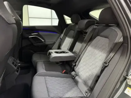 Photo 11 Audi Q5  Sportback e-hybrid 299 ch S tronic 7 Quattro