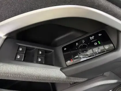 Photo 15 Audi Q5  Sportback e-hybrid 299 ch S tronic 7 Quattro