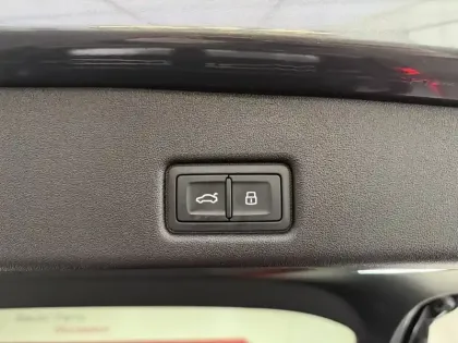 Photo 10 Audi Q5  Sportback e-hybrid 299 ch S tronic 7 Quattro