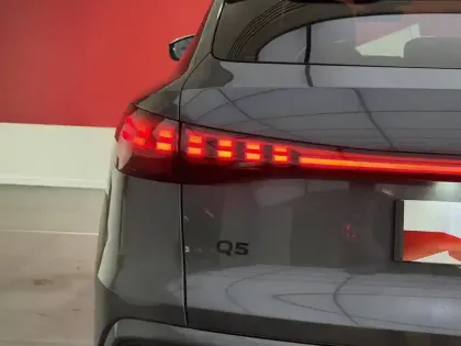 Photo 63 Audi Q5  Sportback e-hybrid 299 ch S tronic 7 Quattro