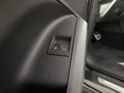 Photo 16 Audi Q5  Sportback e-hybrid 299 ch S tronic 7 Quattro