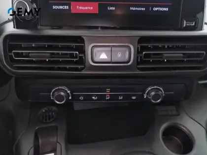 Photo 36 Citroën Berlingo  Taille M BlueHDi 100 S&S BVM6