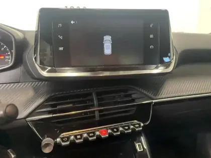 Photo 30 Peugeot 2008  PureTech 100 S&S BVM6