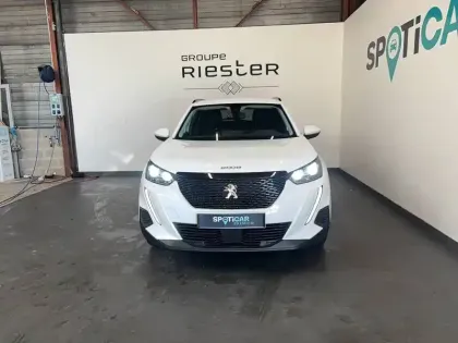 Photo 37 Peugeot 2008  PureTech 100 S&S BVM6