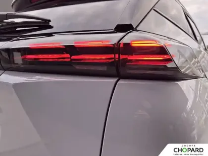 Photo 10 Peugeot 2008  Hybrid 145 e-DCS6