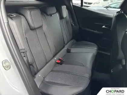 Photo 21 Peugeot 2008  Hybrid 145 e-DCS6