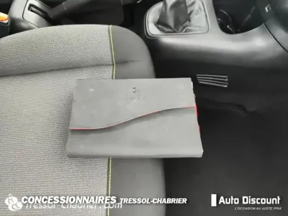 Photo 15 Citroën C3  PureTech 110 S&S Feel