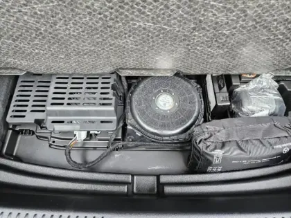 Photo 15 Mercedes Classe A  Berline 250 e 163+109ch AMG Line 8G-DCT