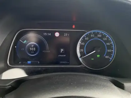 Photo 11 Nissan Leaf  217ch e+ 62kWh N-Connecta 22