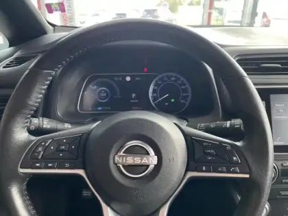 Photo 8 Nissan Leaf  217ch e+ 62kWh N-Connecta 22