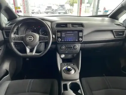 Photo 6 Nissan Leaf  217ch e+ 62kWh N-Connecta 22