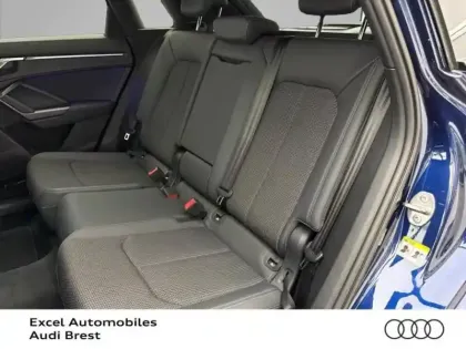 Photo 7 Audi Q3  35 TFSI 150ch Black Edition S tronic 7