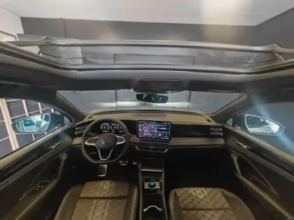 Photo 23 Volkswagen Tiguan Gén. III Ph1 R-Line Edition 5