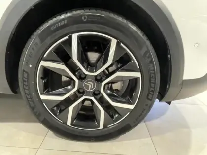 Photo 9 Citroën C4  Moteur électrique 136ch (100 kW) Shine Pack Automatique