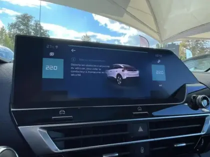 Photo 11 Citroën C4  Moteur électrique 136ch (100 kW) Shine Pack Automatique