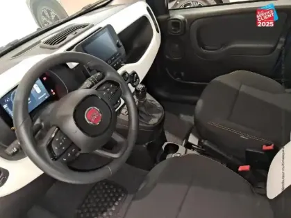 Photo 14 Fiat Panda  Classic 1.0 70ch BSG S&S Pandina Step 2