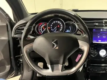 Photo 6 DS DS 3  PureTech 130ch Performance Line S&S